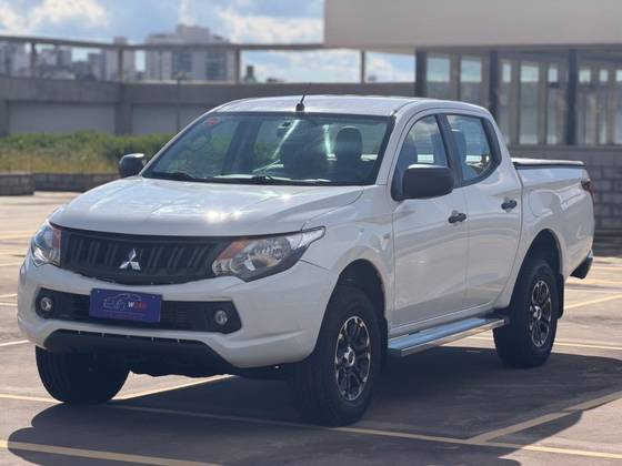 MITSUBISHI L200 TRITON 2.4 16V TURBO DIESEL SPORT GL CD 4P 4X4 MANUAL